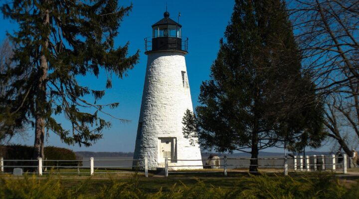 Havre de Grace lighthouse, one of the summer activities you need to try in Harford County